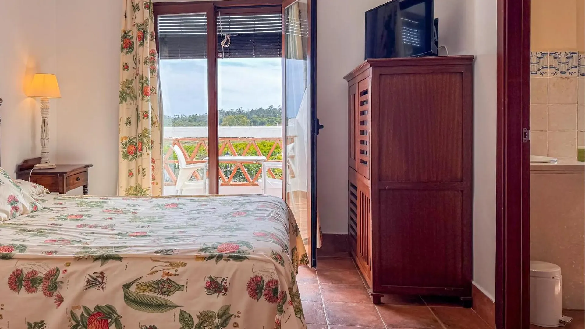 Hotel Valsequillo Lepe